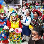 Fiesta de carnaval de educación básica de adultos