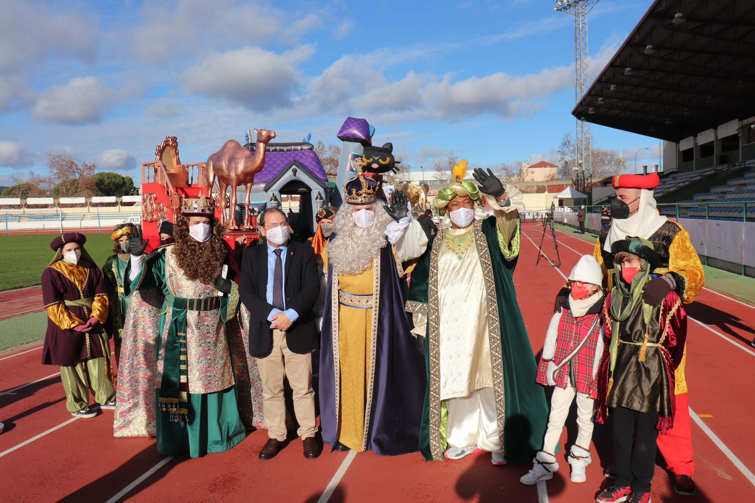 Los Reyes de Oriente llenan de ilusión, sueños y esperanza a los niños de Puertollano